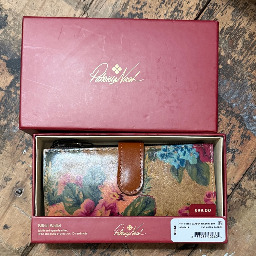 Patricia Nash Bifold Wallet 100% Full-Grain Leather Floral Design NWT